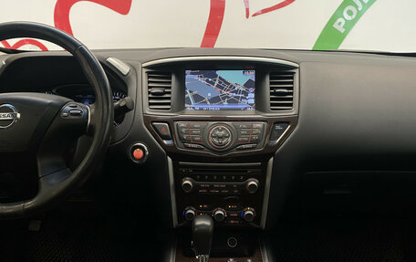 Nissan Pathfinder, 2016 год, 1 700 000 рублей, 11 фотография