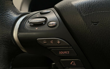 Nissan Pathfinder, 2016 год, 1 700 000 рублей, 26 фотография