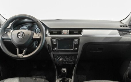 Skoda Rapid I, 2019 год, 1 175 000 рублей, 6 фотография