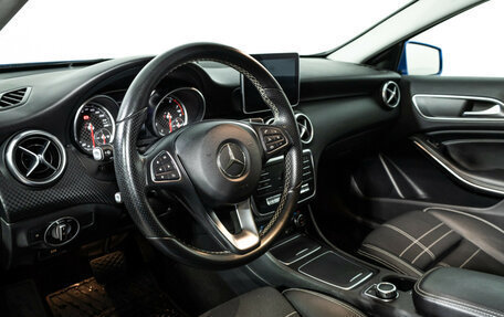 Mercedes-Benz A-Класс, 2016 год, 1 599 700 рублей, 11 фотография