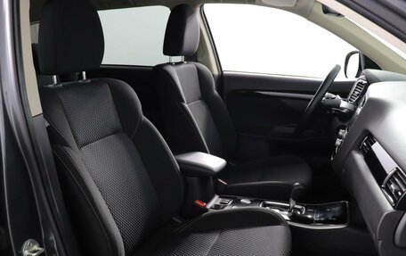 Mitsubishi Outlander III рестайлинг 3, 2021 год, 2 425 200 рублей, 8 фотография