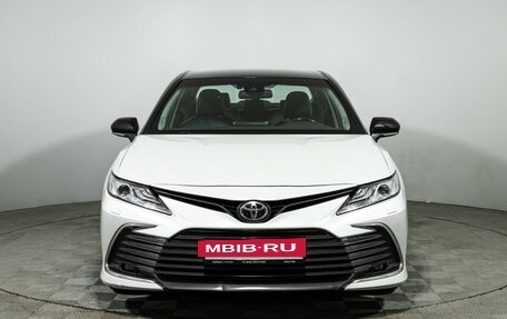 Toyota Camry, 2021 год, 2 695 000 рублей, 2 фотография