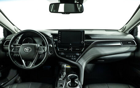 Toyota Camry, 2021 год, 2 695 000 рублей, 13 фотография