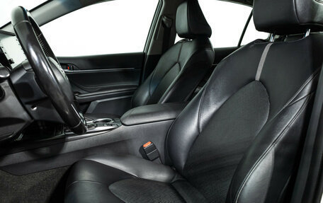Toyota Camry, 2021 год, 2 695 000 рублей, 20 фотография