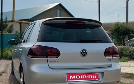 Volkswagen Golf VI, 2011 год, 800 000 рублей, 4 фотография
