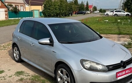Volkswagen Golf VI, 2011 год, 800 000 рублей, 5 фотография
