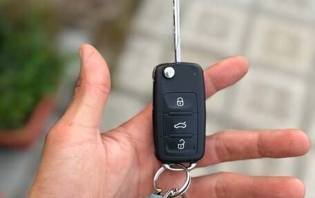 Volkswagen Golf VI, 2011 год, 800 000 рублей, 16 фотография