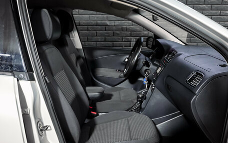 Volkswagen Polo VI (EU Market), 2013 год, 850 000 рублей, 12 фотография