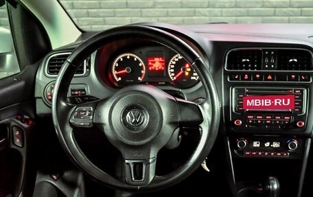 Volkswagen Polo VI (EU Market), 2013 год, 850 000 рублей, 18 фотография