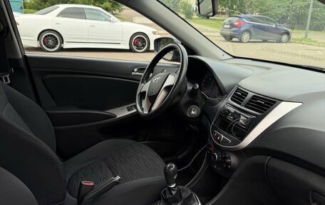 Hyundai Solaris II рестайлинг, 2014 год, 660 000 рублей, 7 фотография