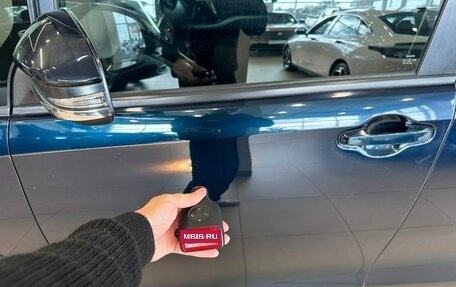 Toyota Voxy III, 2014 год, 1 829 000 рублей, 24 фотография