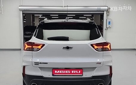 Chevrolet TrailBlazer, 2022 год, 1 830 000 рублей, 3 фотография