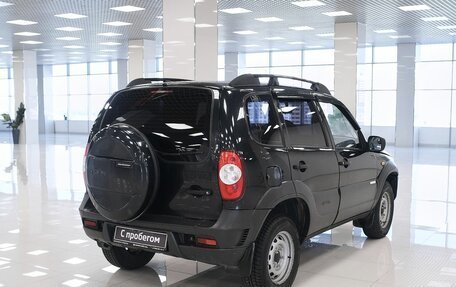 Chevrolet Niva I рестайлинг, 2011 год, 310 000 рублей, 2 фотография