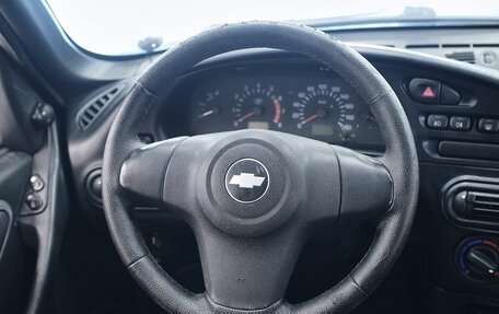 Chevrolet Niva I рестайлинг, 2011 год, 310 000 рублей, 10 фотография