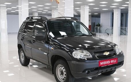 Chevrolet Niva I рестайлинг, 2011 год, 310 000 рублей, 3 фотография