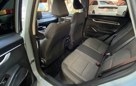 Geely Emgrand, 2024 год, 1 399 000 рублей, 5 фотография