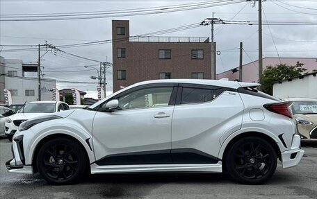 Toyota C-HR I рестайлинг, 2021 год, 1 498 000 рублей, 3 фотография