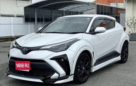 Toyota C-HR I рестайлинг, 2021 год, 1 498 000 рублей, 2 фотография