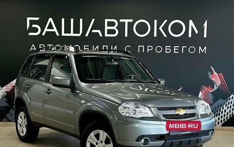 Chevrolet Niva I рестайлинг, 2013 год, 550 000 рублей, 3 фотография