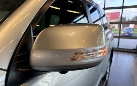 Toyota Land Cruiser Prado 150 рестайлинг 2, 2015 год, 3 695 000 рублей, 9 фотография