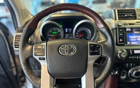 Toyota Land Cruiser Prado 150 рестайлинг 2, 2015 год, 3 695 000 рублей, 12 фотография