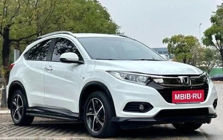 Honda Vezel, 2022 год, 1 440 000 рублей, 3 фотография