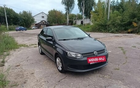 Volkswagen Polo VI (EU Market), 2011 год, 680 000 рублей, 2 фотография