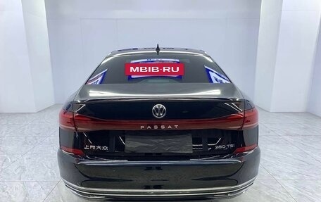 Volkswagen Passat B8 рестайлинг, 2022 год, 2 395 000 рублей, 6 фотография
