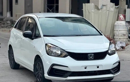 Honda Fit, 2021 год, 987 000 рублей, 3 фотография