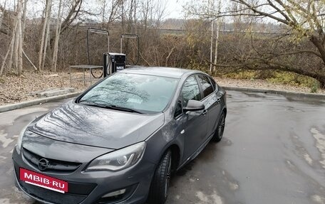 Opel Astra J, 2012 год, 649 999 рублей, 4 фотография