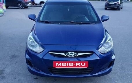 Hyundai Solaris II рестайлинг, 2013 год, 550 000 рублей, 5 фотография
