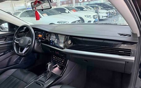 Volkswagen Passat B8 рестайлинг, 2023 год, 2 100 000 рублей, 11 фотография