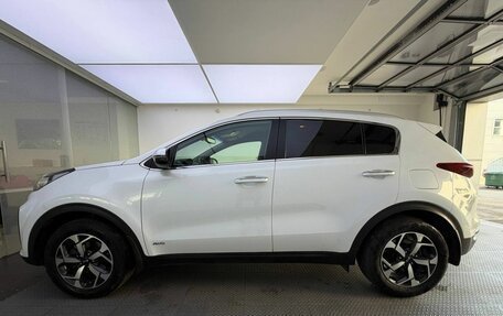 KIA Sportage IV рестайлинг, 2020 год, 2 499 000 рублей, 10 фотография