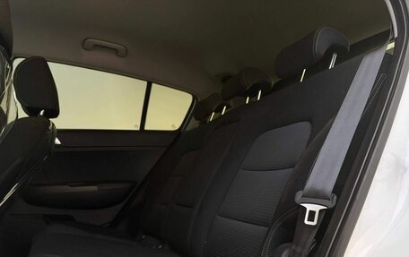KIA Sportage IV рестайлинг, 2020 год, 2 499 000 рублей, 15 фотография