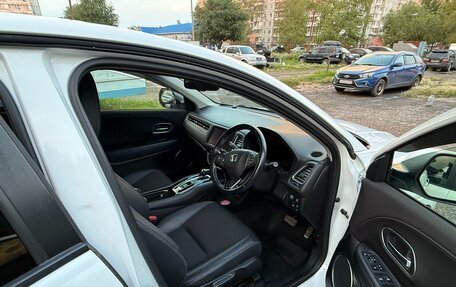 Honda Vezel, 2020 год, 2 290 000 рублей, 14 фотография