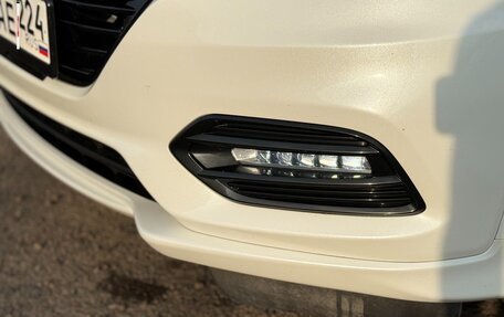 Honda Vezel, 2020 год, 2 290 000 рублей, 12 фотография