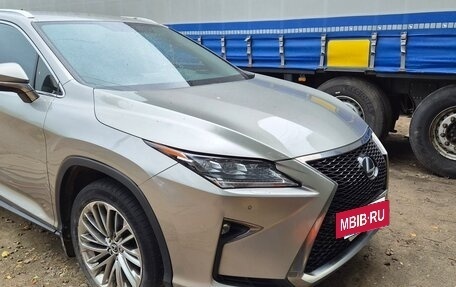Lexus RX IV рестайлинг, 2017 год, 3 500 000 рублей, 2 фотография