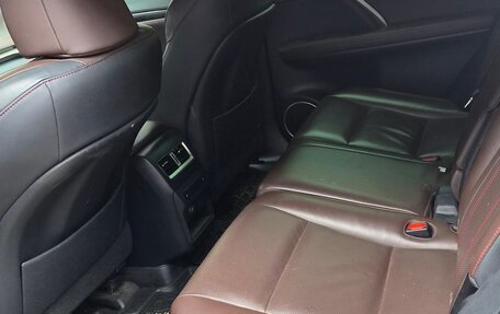 Lexus RX IV рестайлинг, 2017 год, 3 500 000 рублей, 5 фотография