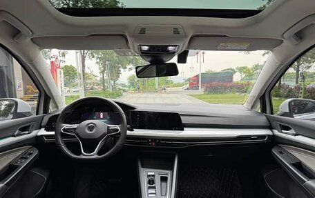Volkswagen Golf VIII, 2021 год, 1 640 008 рублей, 9 фотография