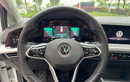 Volkswagen Golf VIII, 2021 год, 1 640 008 рублей, 10 фотография