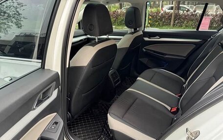 Volkswagen Golf VIII, 2021 год, 1 640 008 рублей, 12 фотография
