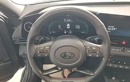 Hyundai Elantra, 2024 год, 1 800 008 рублей, 14 фотография