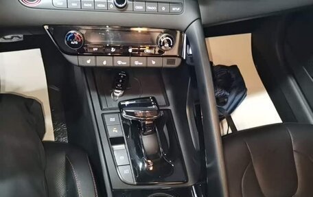 Hyundai Elantra, 2024 год, 1 800 008 рублей, 17 фотография
