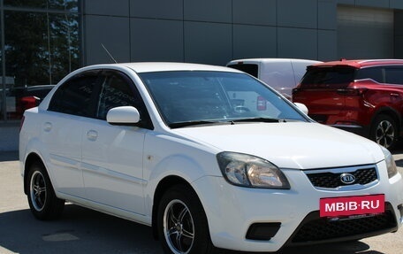 KIA Rio II, 2010 год, 689 000 рублей, 3 фотография
