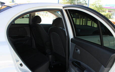 KIA Rio II, 2010 год, 689 000 рублей, 17 фотография