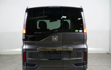 Honda Stepwgn IV, 2020 год, 2 465 000 рублей, 8 фотография