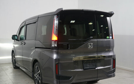 Honda Stepwgn IV, 2020 год, 2 465 000 рублей, 7 фотография