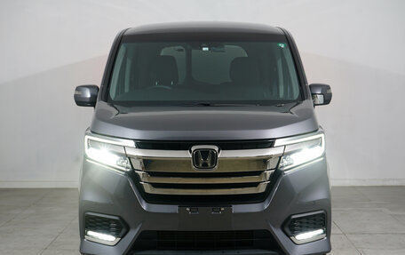 Honda Stepwgn IV, 2020 год, 2 465 000 рублей, 3 фотография