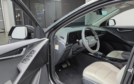 KIA Niro, 2022 год, 2 140 000 рублей, 16 фотография
