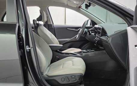 KIA Niro, 2022 год, 2 140 000 рублей, 17 фотография